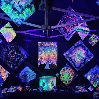 Farbwelten_Zeltausstellung